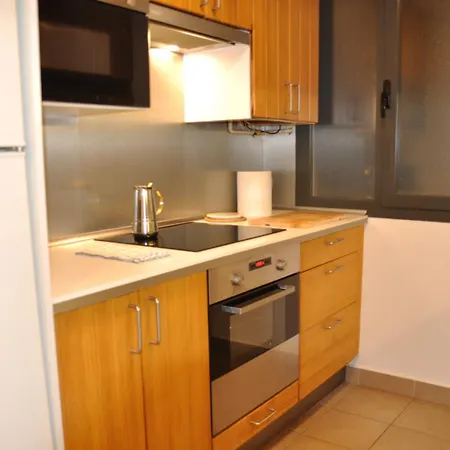 Apartment En Pleno Centro Del Casco Historico De Hondarribia