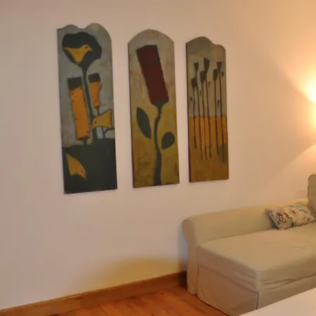 En Pleno Centro Del Casco Histórico De Apartamento *